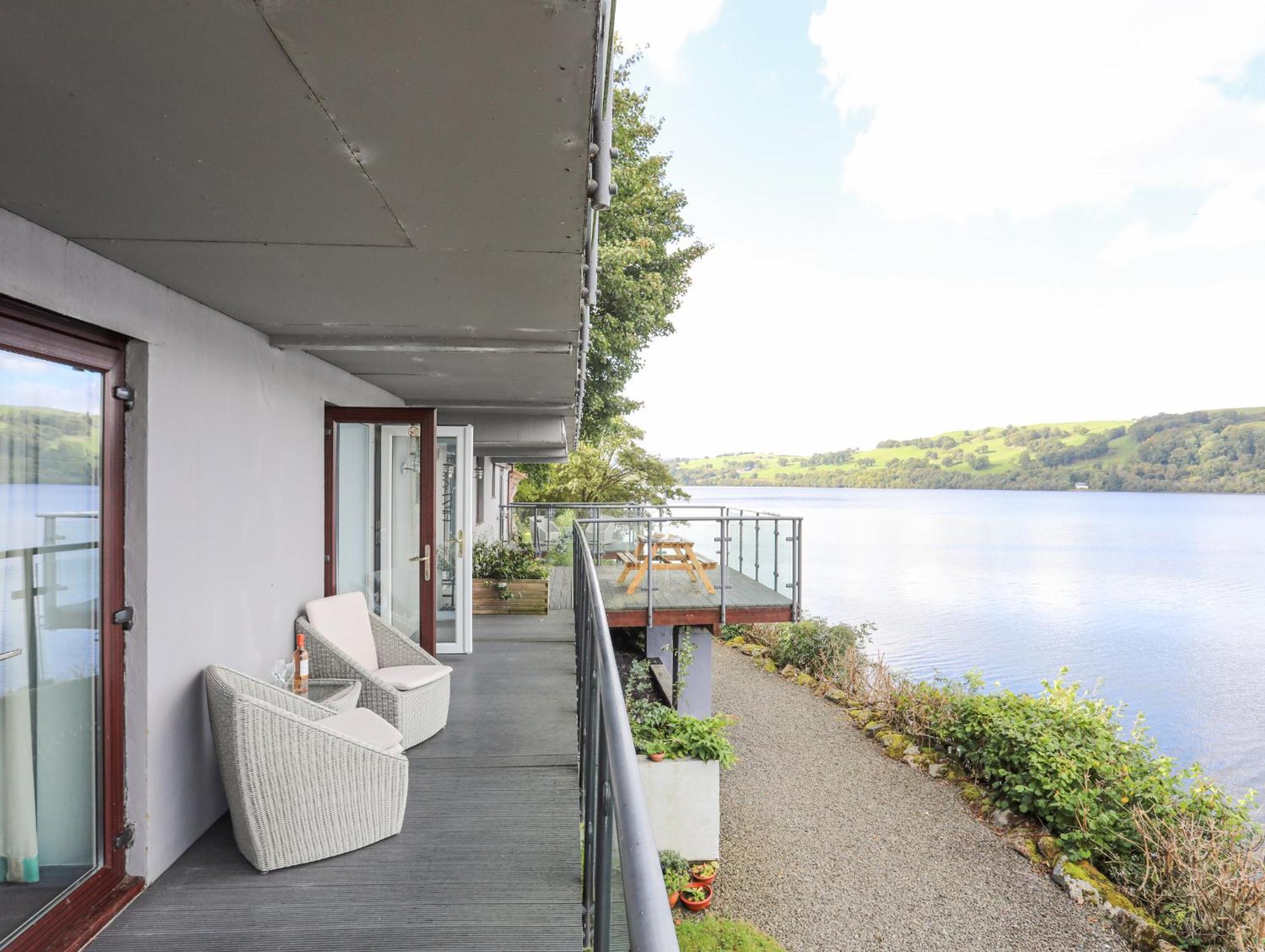 Tegid Lakeside - Bala Lake Экстерьер фото